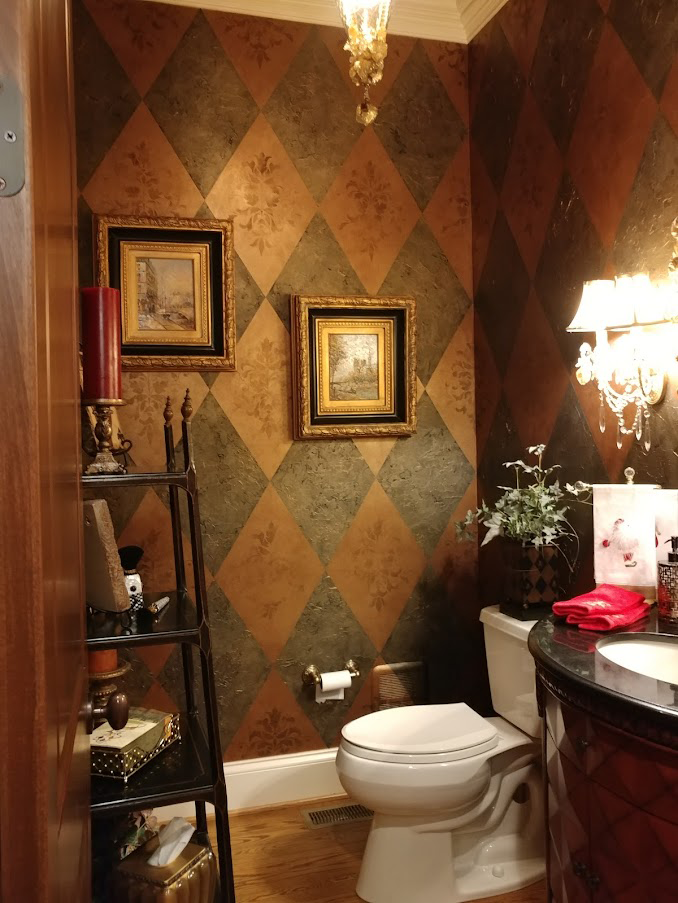 Multi-texture faux finish with diamond pattern